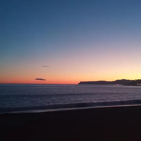 فندق مبيت وإفطار Au Cavettu 4*