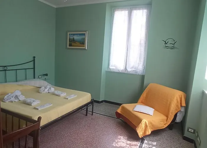 Au Cavettu Alojamento de Acomodação e Pequeno-almoço Varazze