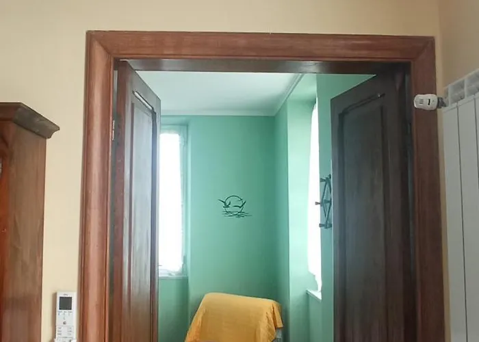 Au Cavettu Alojamento de Acomodação e Pequeno-almoço Varazze