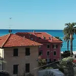 Au Cavettu 4*
