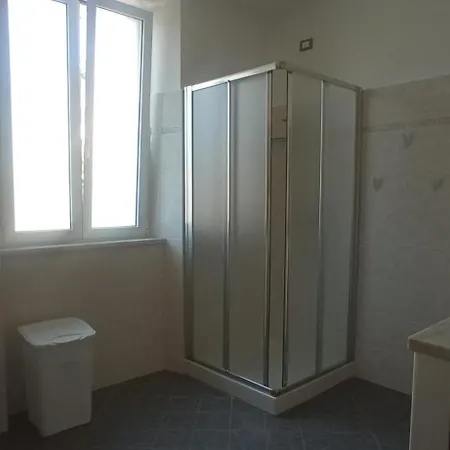 Au Cavettu