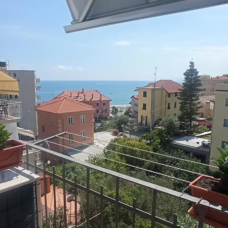 Alojamento de Acomodação e Pequeno-almoço Au Cavettu Varazze