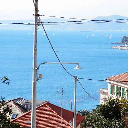 Au Cavettu Alojamento de Acomodação e Pequeno-almoço Varazze